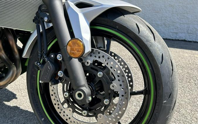 2024 Kawasaki Z7 Hybrid ABS