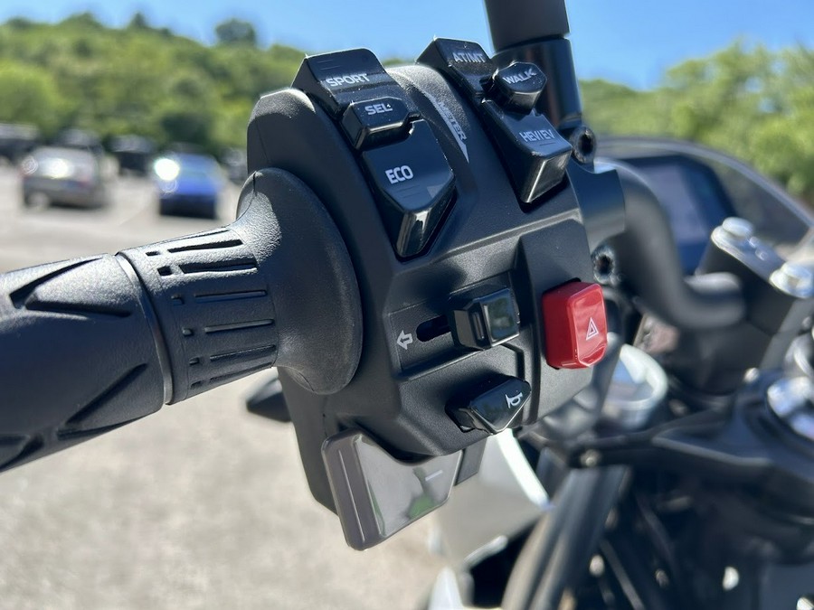 2024 Kawasaki Z7 Hybrid ABS