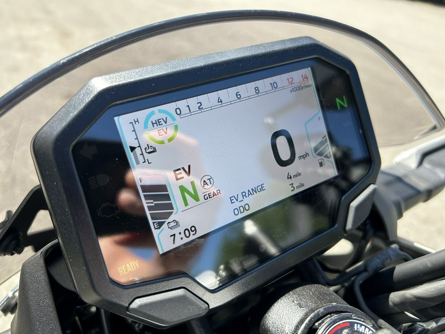 2024 Kawasaki Z7 Hybrid ABS