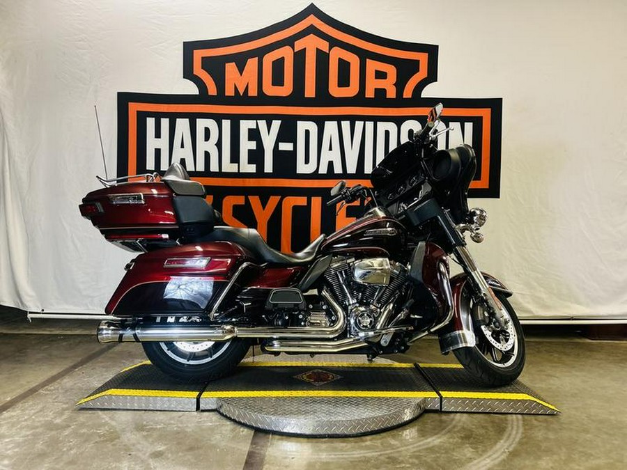 2015 Harley-Davidson® FLHTCU - Electra Glide® Ultra Classic®