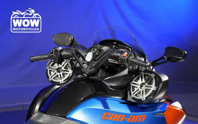 2015 Can-Am® SPYDER RS-SM5 SM5