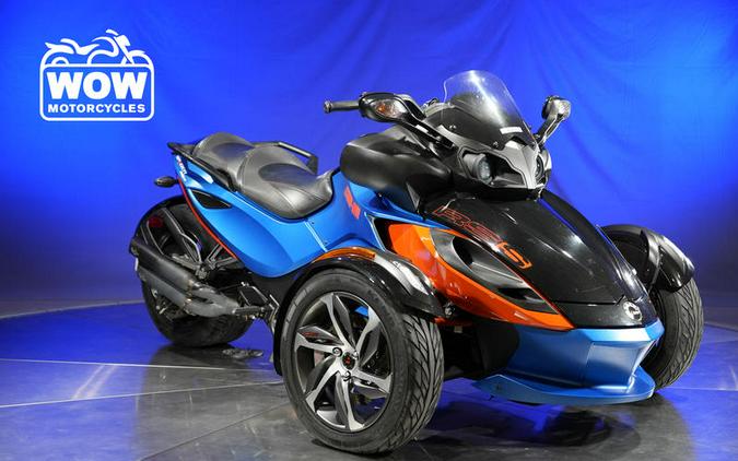 2015 Can-Am® SPYDER RS-SM5 SM5