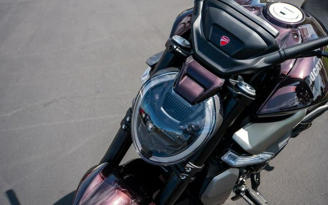 2026 Ducati XDIAVEL V4