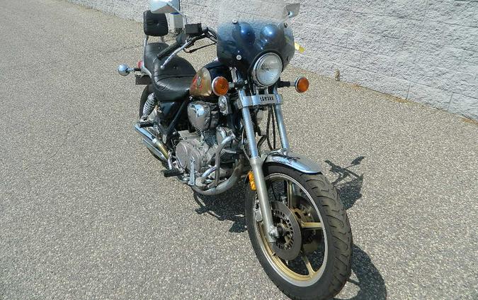 1985 Yamaha XV700 Virago