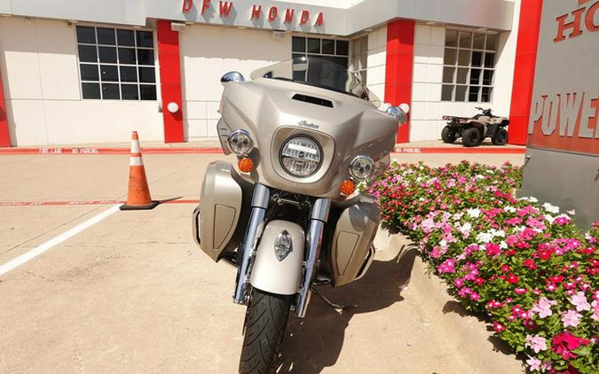 2022 Indian Chieftain Limited Silver Quartz Metallic