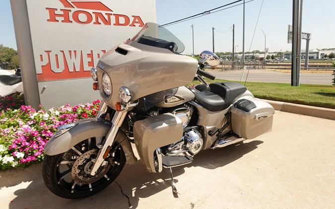 2022 Indian Chieftain Limited Silver Quartz Metallic
