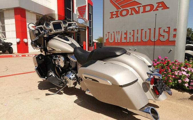 2022 Indian Chieftain Limited Silver Quartz Metallic