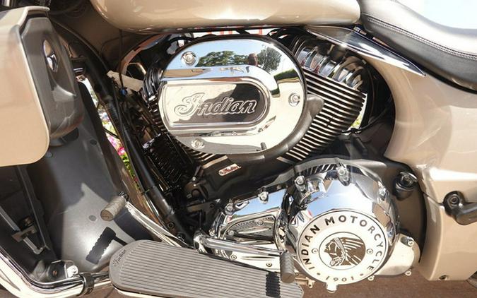 2022 Indian Chieftain Limited Silver Quartz Metallic