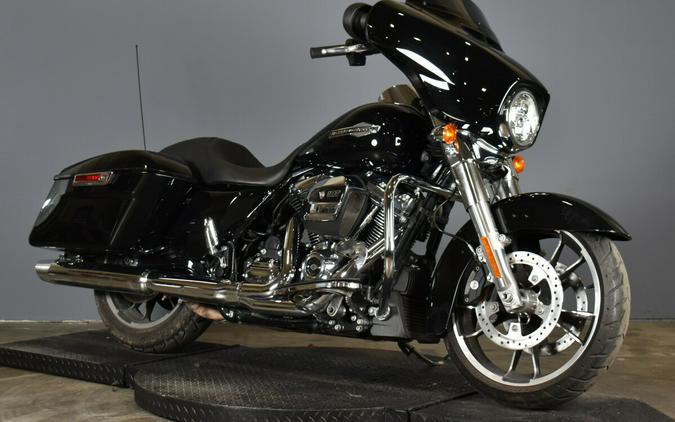 2022 Harley-Davidson Street Glide