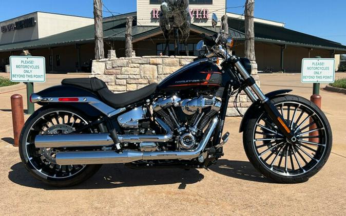 2024 Harley-Davidson Breakout 117 Vivid Black