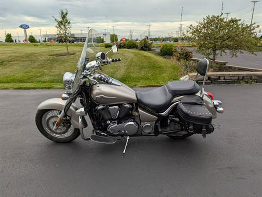 2007 Kawasaki Vulcan® 900 Classic