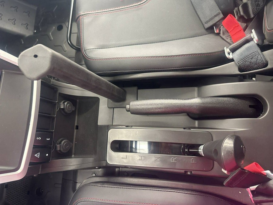 2024 Segway Powersports Villain SX10 WP