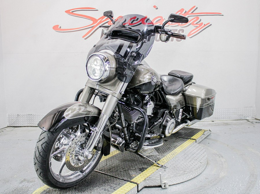 2014 Harley-Davidson CVO™ Road King®