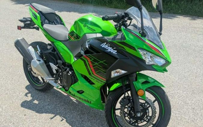 2023 Kawasaki Ninja® 400 ABS KRT Edition