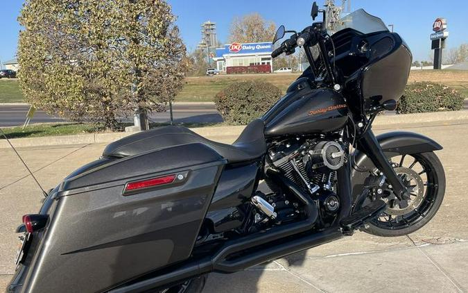 2019 Harley-Davidson® FLTRXS - Road Glide® Special