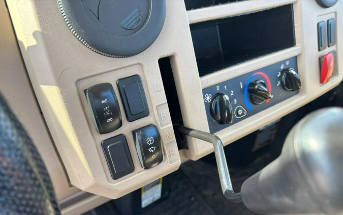 2019 John Deere XUV835R with Deluxe Cab