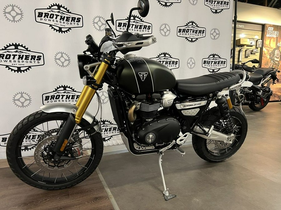 2023 Triumph Scrambler 1200 XE Matte Khaki Green Matte Jet Black