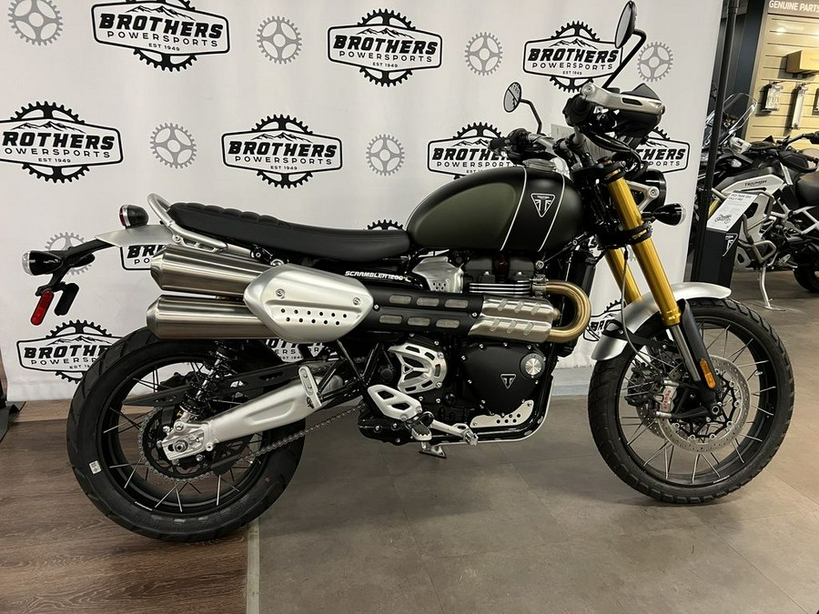 2023 Triumph Scrambler 1200 XE Matte Khaki Green Matte Jet Black