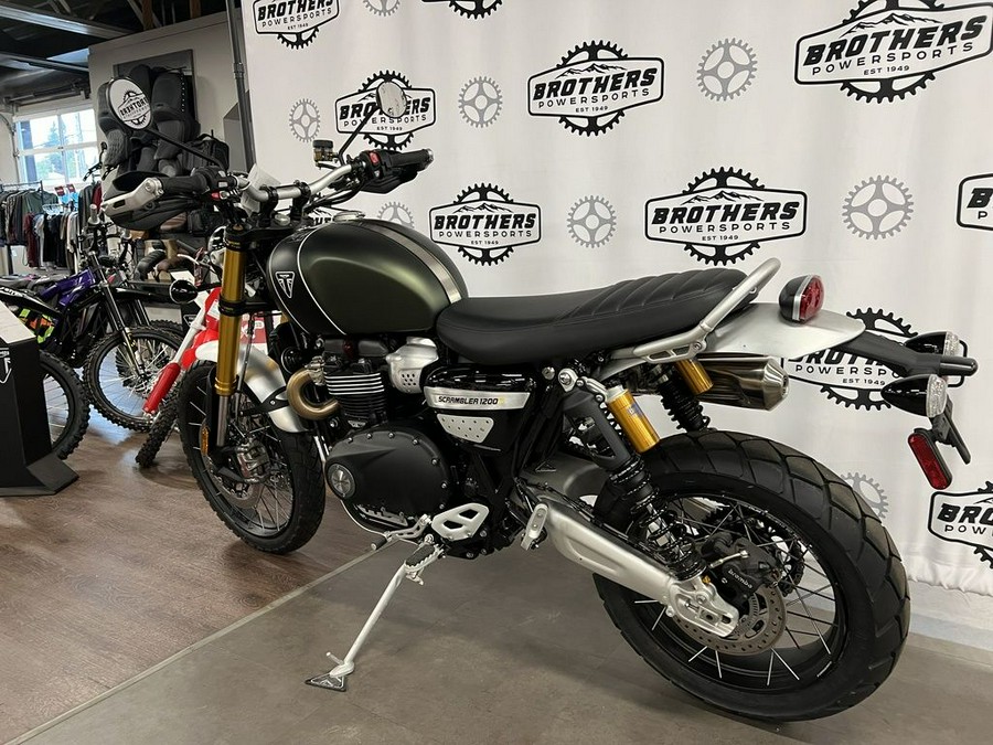 2023 Triumph Scrambler 1200 XE Matte Khaki Green Matte Jet Black