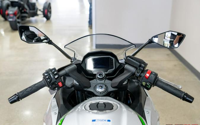 2024 Kawasaki NINJA 7 HYBRID ABS