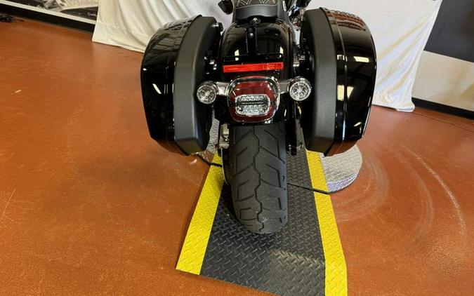 2025 Harley-Davidson® FXLRST - Low Rider® ST