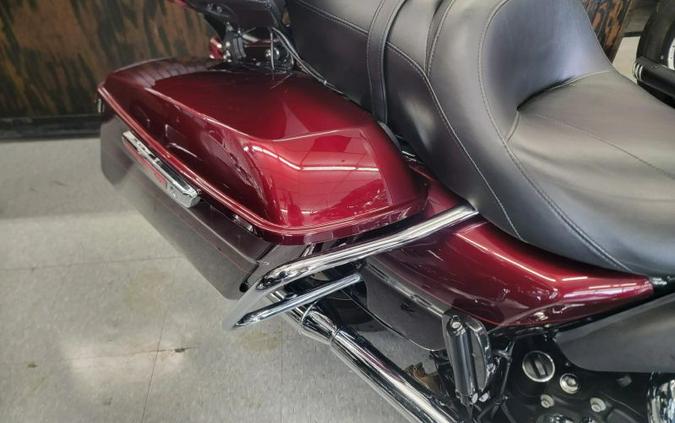 2015 Harley-Davidson FLHTKL Ultra Limited Low