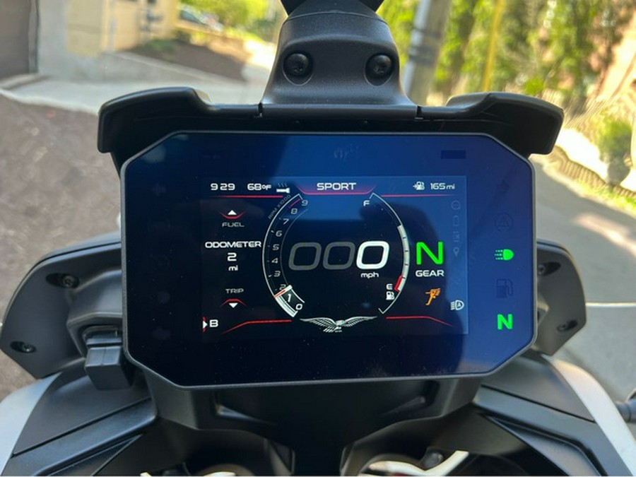 2025 Moto Guzzi V85 TT Travel