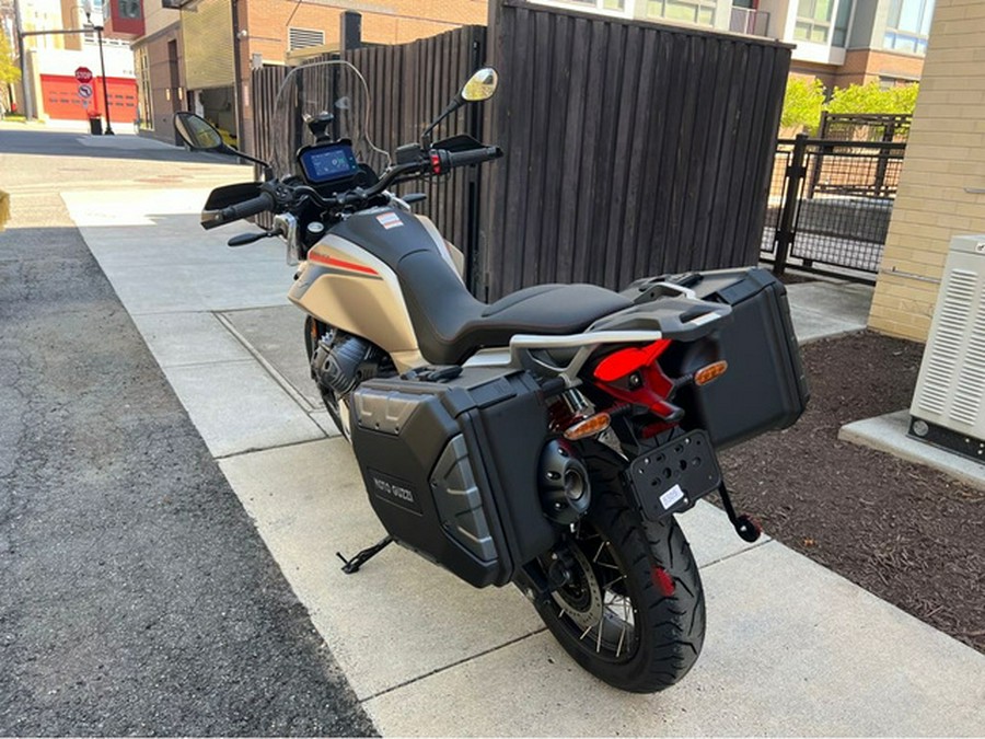 2025 Moto Guzzi V85 TT Travel