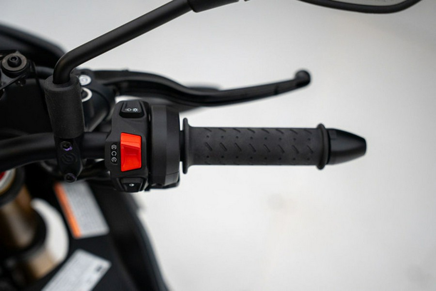 2026 Aprilia Tuono V4