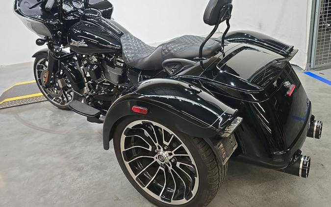 FLTRT 2024 Road Glide 3