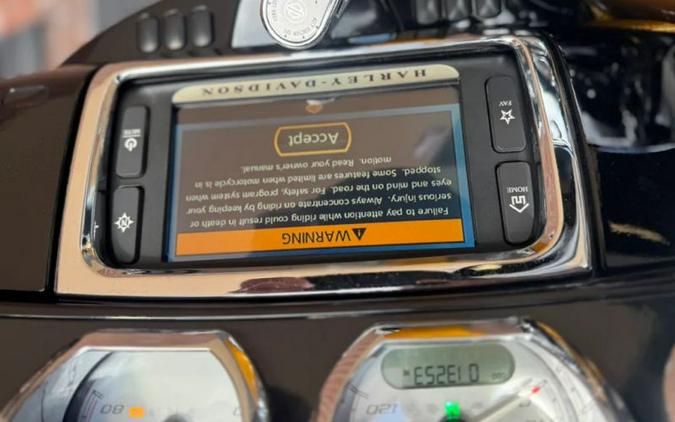 2016 Harley-Davidson FLHXS Street Glide Special
