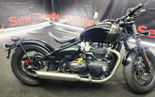 2022 Triumph BONNEVILLE BOBBER