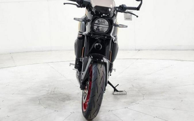 2026 Suzuki GSX-8TT