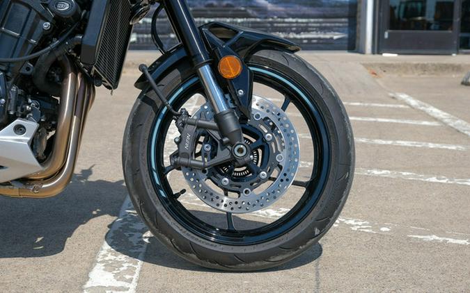 2025 Kawasaki ZR900SSFAN