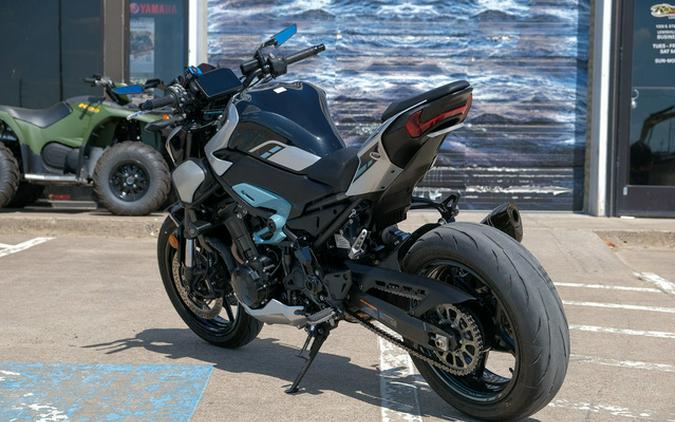2025 Kawasaki ZR900SSFAN