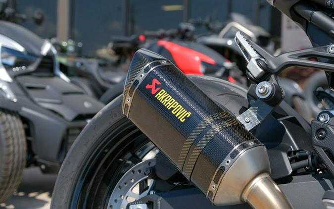 2025 Kawasaki ZR900SSFAN