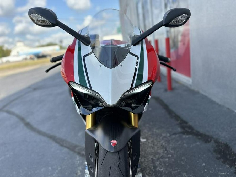 2013 Ducati Superbike 1199 Panigale S Tricolore