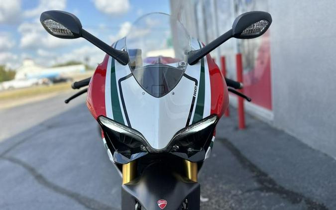 2013 Ducati Superbike 1199 Panigale S Tricolore