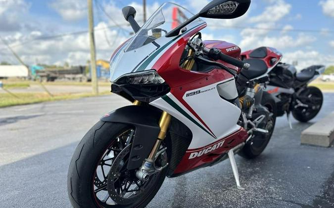 2013 Ducati Superbike 1199 Panigale S Tricolore