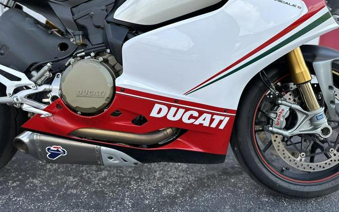 2013 Ducati Superbike 1199 Panigale S Tricolore