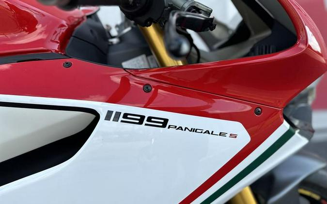 2013 Ducati Superbike 1199 Panigale S Tricolore