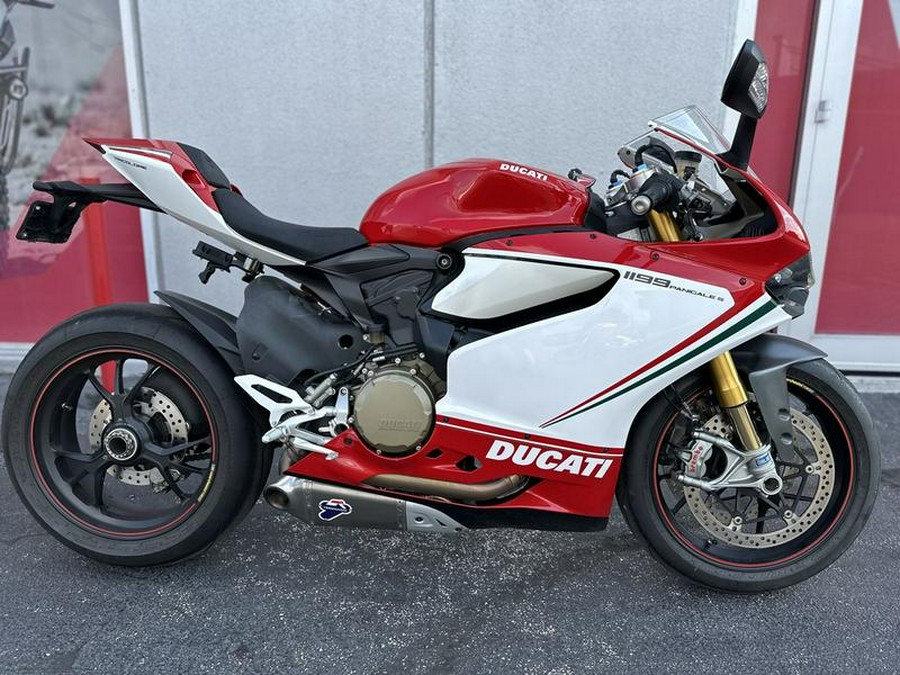 2013 Ducati Superbike 1199 Panigale S Tricolore