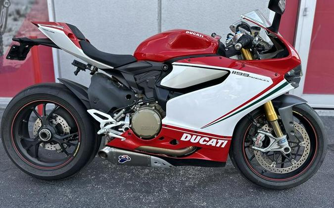 2013 Ducati Superbike 1199 Panigale S Tricolore