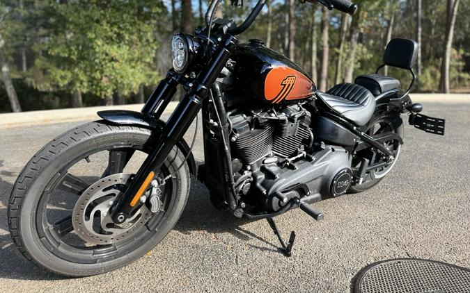 FXBBS 2022 Street Bob® 114