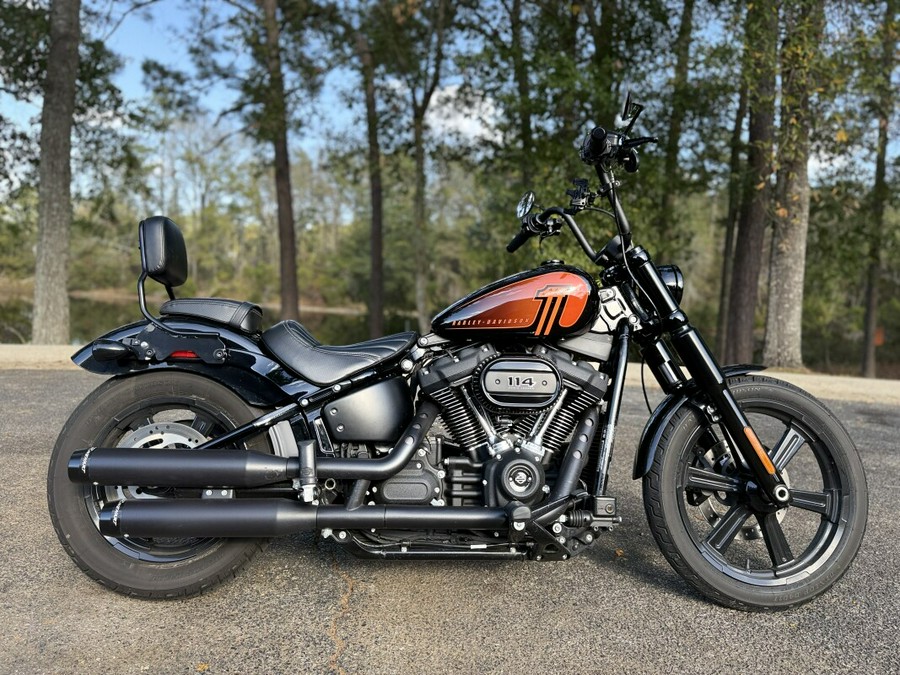 FXBBS 2022 Street Bob® 114