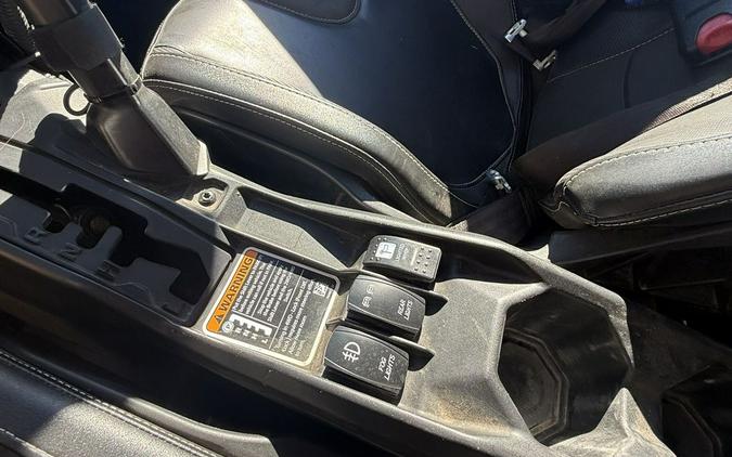 2019 Can-Am® Maverick™ X3 MAX X™ rs Turbo R