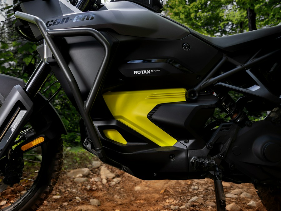 2025 Can-Am Origin Base