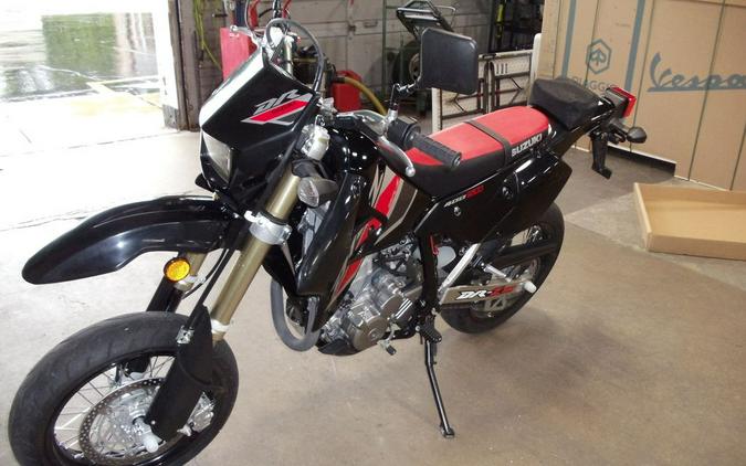 2022 Suzuki DR-Z400SM