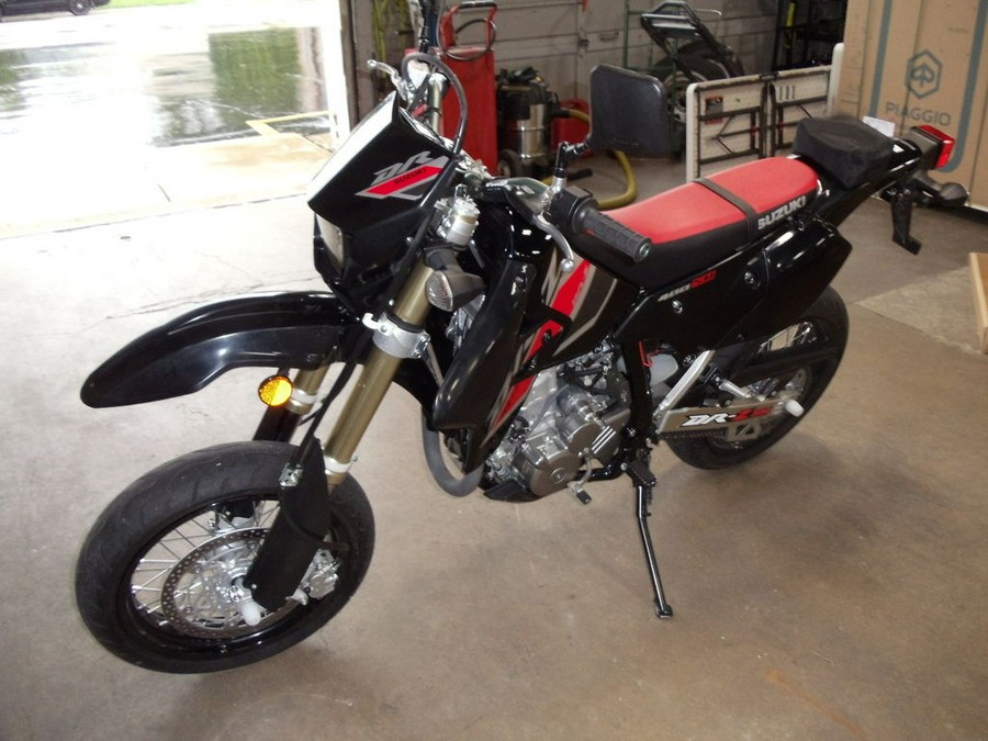 2022 Suzuki DR-Z400SM