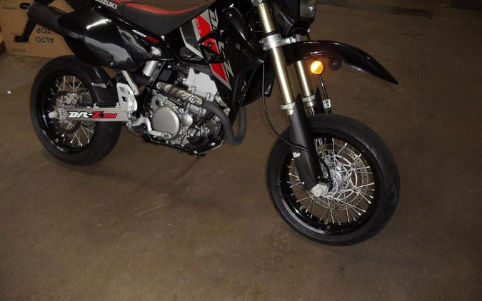 2022 Suzuki DR-Z400SM